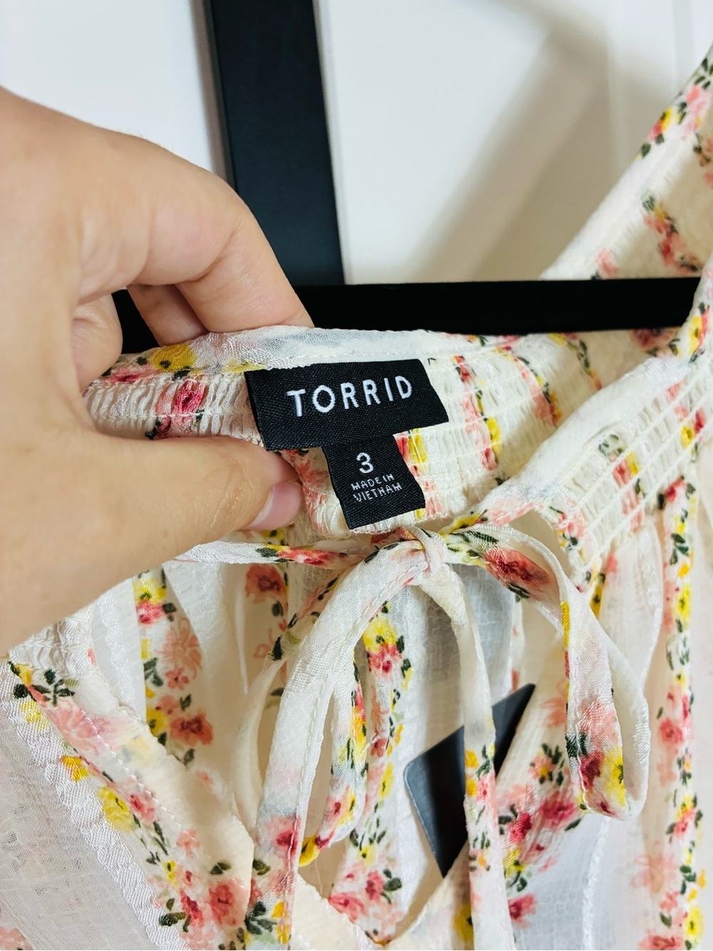 Torrid Floral Stripe Peasant Blouse tie top, slight sheer NWT Size 3X - Picture 13 of 15